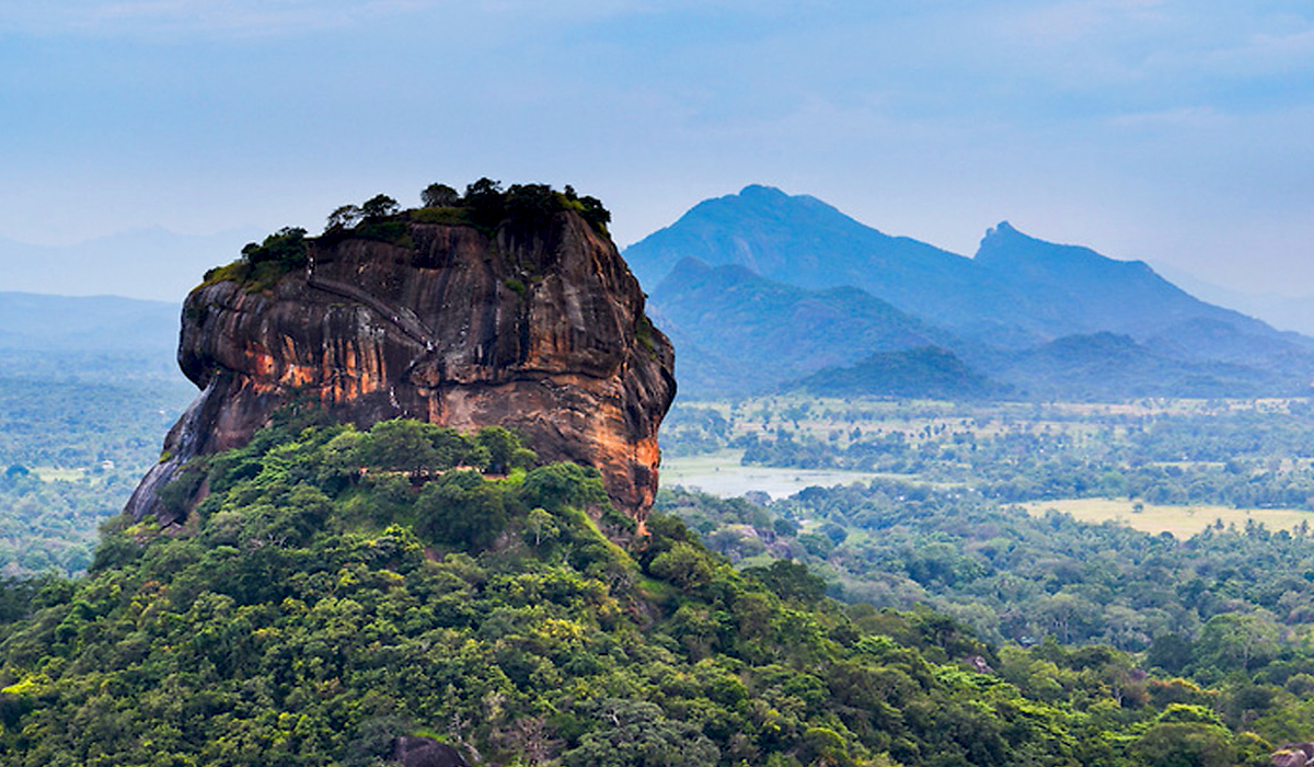 Breathtaking Day Tour to Dambulla and Sigiriya